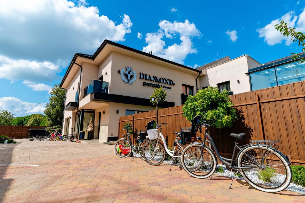 Diamond Panzio Bed and Breakfast Hajdúszoboszló Exteriör bild